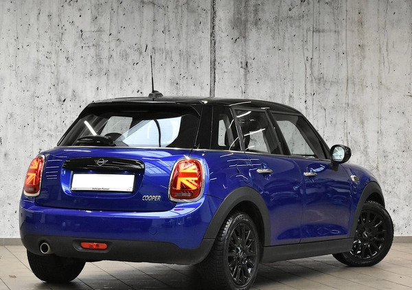 MINI Cooper cena 88900 przebieg: 14200, rok produkcji 2020 z Janów Lubelski małe 232